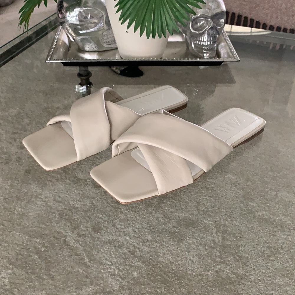 Zara Criss Cross Padded Leather Flat Sandal Slides